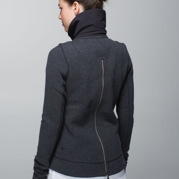 Lululemon en route jacket - Picture 2 of 16